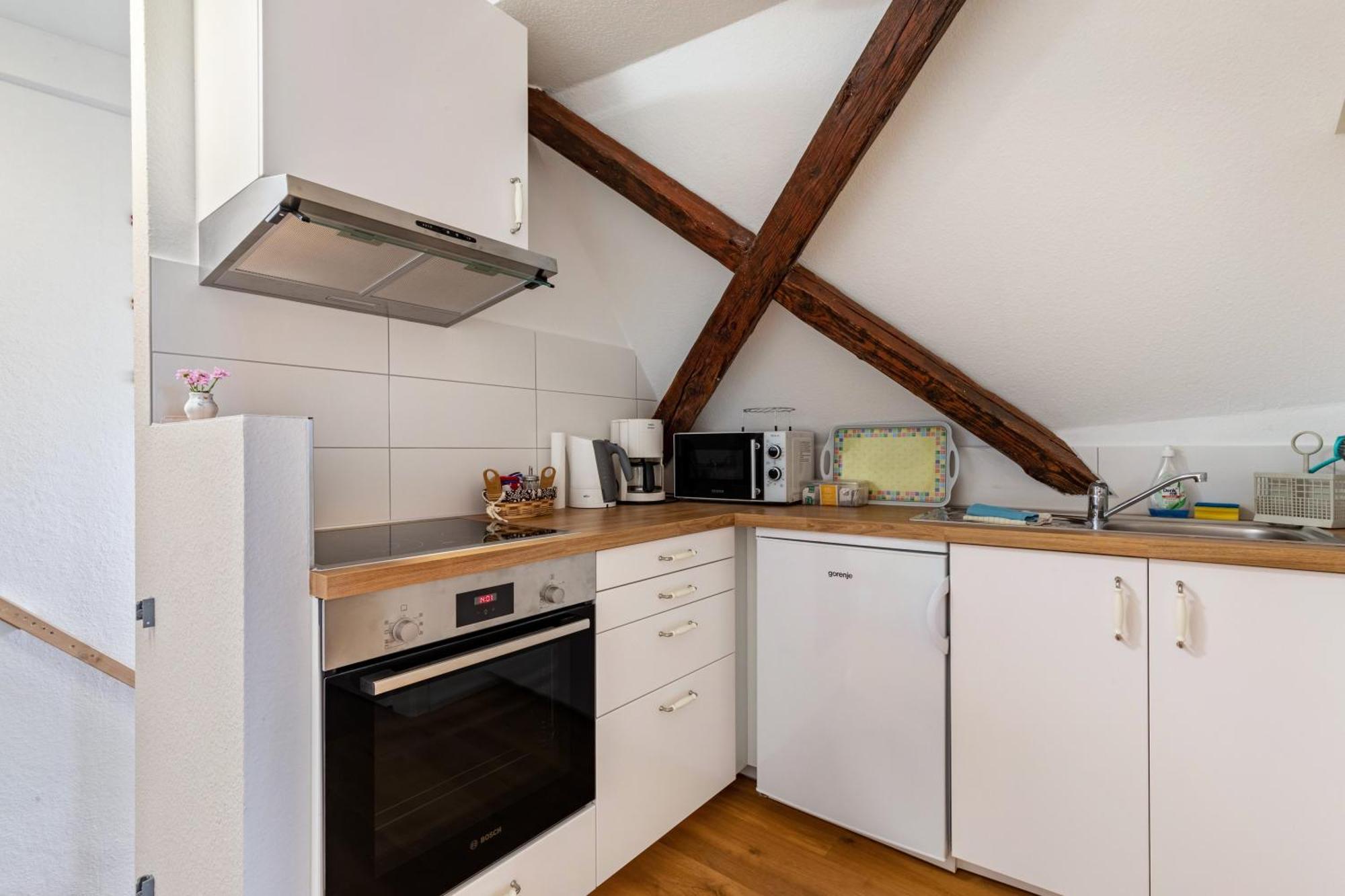 Apartmenthaus Ferienwohnungen Sila Weinstadt Exterior foto